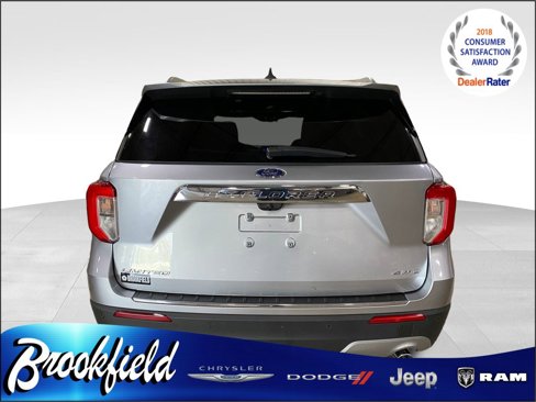 Used 2022 Ford Explorer Limited w/ Equipment Group 301A image 4