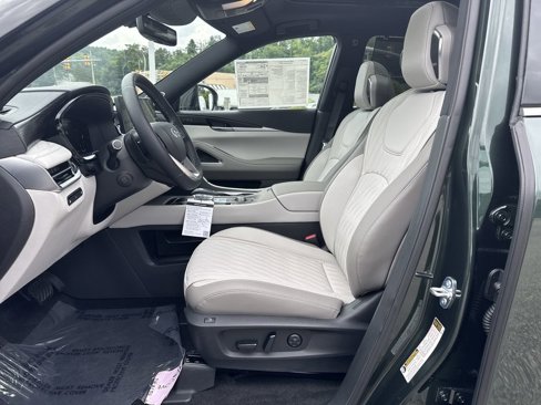 New 2026 INFINITI QX60 Autograph w/ Dark Cargo Package image 9