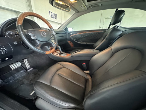 Used 2009 Mercedes-Benz CLK 350 Coupe image 18