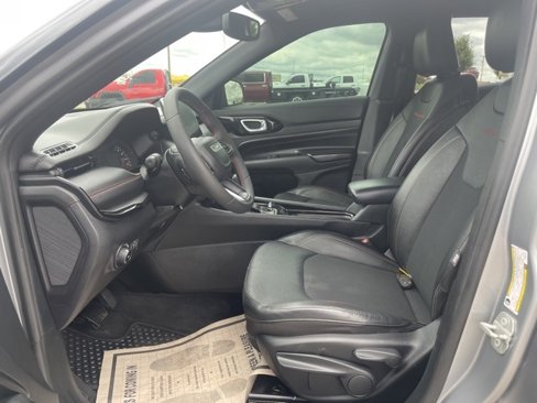 Used 2023 Jeep Compass Trailhawk image 21