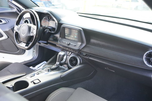Used 2018 Chevrolet Camaro LT image 14