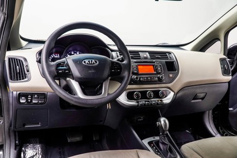 Used 2015 Kia Rio LX w/ Paint Protection Film Package image 5