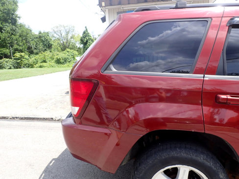 Used 2009 Jeep Grand Cherokee Laredo w/ Popular Equipment Group image 12