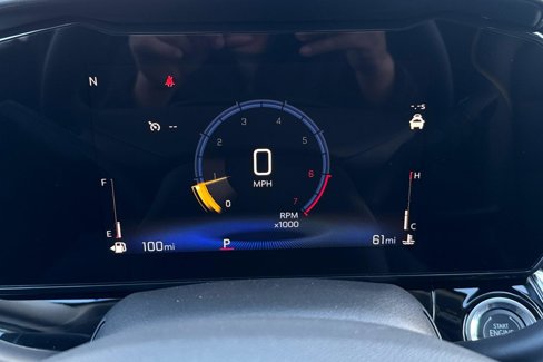 New 2025 Chevrolet Trax ACTIV w/ Sunroof Package image 31