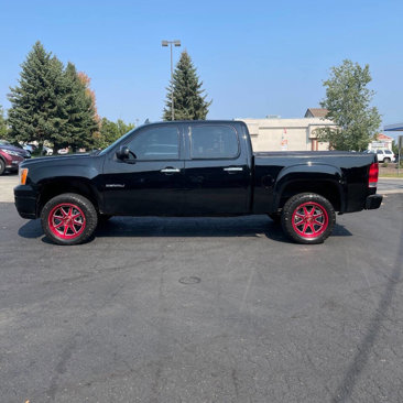 Used 2013 GMC Sierra 1500 Denali image 2