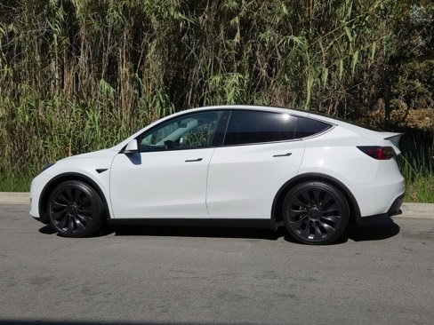Used 2022 Tesla Model Y Performance image 28