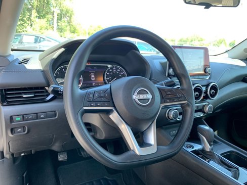 Used 2024 Nissan Sentra SV image 32