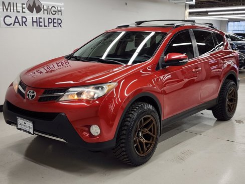 Used 2013 Toyota RAV4 XLE image 9