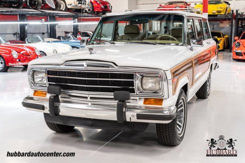 Used 1991 Jeep Grand Wagoneer image 32