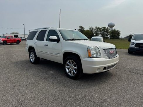 Used 2014 GMC Yukon Denali image 7
