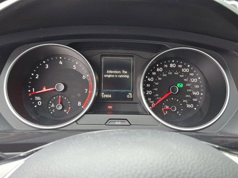 Certified 2019 Volkswagen Tiguan SE w/ Panoramic Sunroof Package image 25