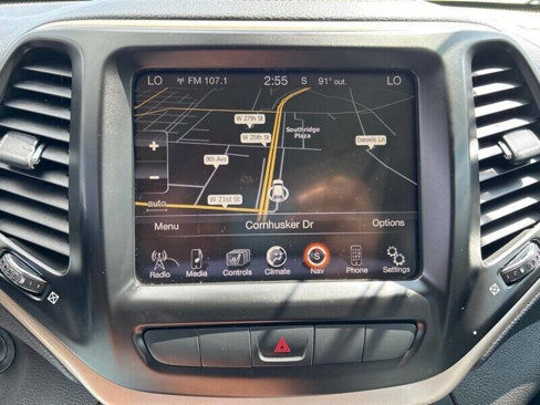 Used 2014 Jeep Cherokee Limited image 22