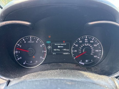 Used 2017 Kia Forte S w/ S Premium Package image 8