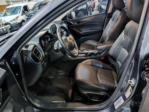 Used 2014 MAZDA MAZDA3 s Grand Touring image 13