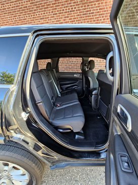 Used 2021 Jeep Grand Cherokee Laredo w/ Security & Convenience Group image 11