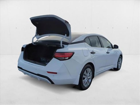 New 2025 Nissan Sentra S image 2