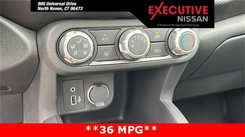 New 2025 Nissan Kicks Play S image 17