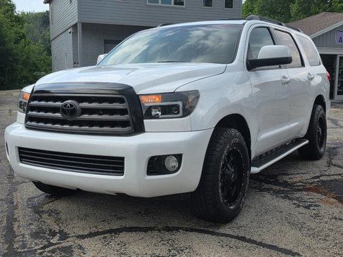 Used 2008 Toyota Sequoia SR5 image 3