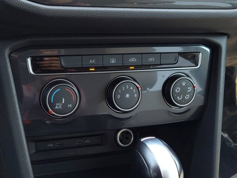 Certified 2020 Volkswagen Tiguan S image 19