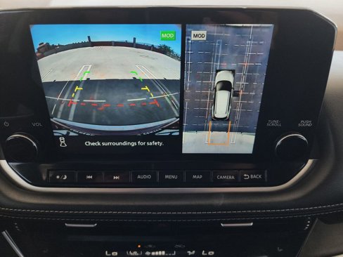 Used 2022 Nissan Rogue Platinum w/ Head-Up Display Package image 15