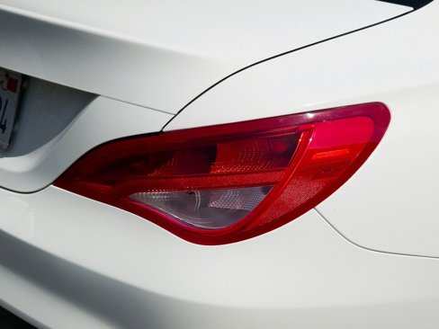 Used 2018 Mercedes-Benz CLA 250 image 7