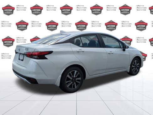 New 2025 Nissan Versa SV w/ Trunk Package image 3