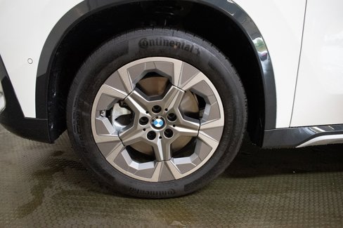 New 2026 BMW X1 xDrive28i w/ Convenience Package image 9