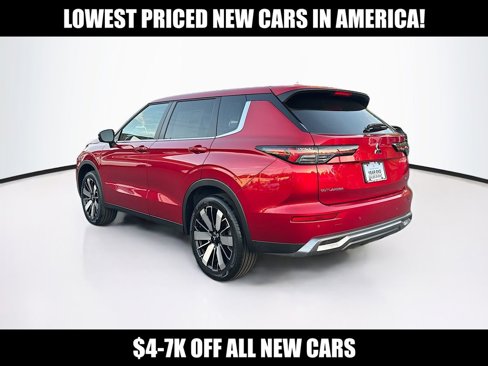 New 2025 Mitsubishi Outlander SE image 5