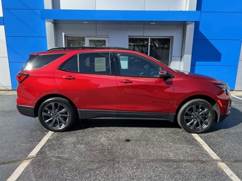 Used 2023 Chevrolet Equinox RS w/ RS Leather Package image 4