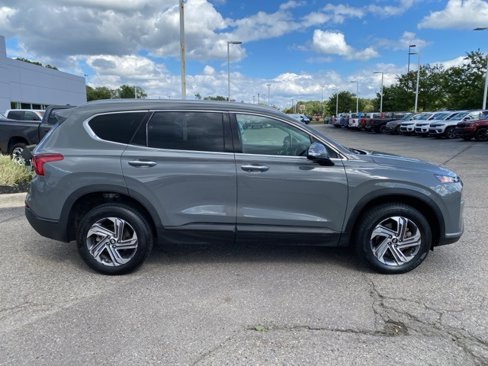 Used 2023 Hyundai Santa Fe SEL image 2