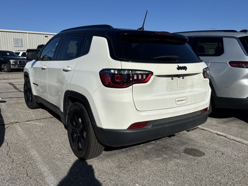 Used 2021 Jeep Compass Latitude image 4
