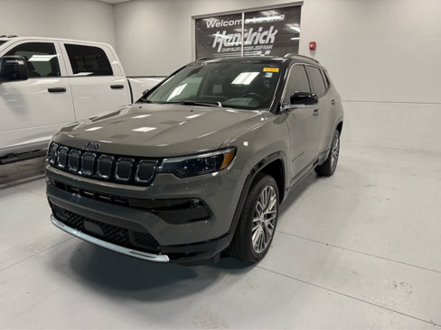 Certified 2022 Jeep Compass Limited w/ Elite Group image 5