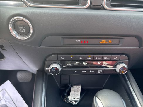 Certified 2021 MAZDA CX-5 Carbon Edition image 28