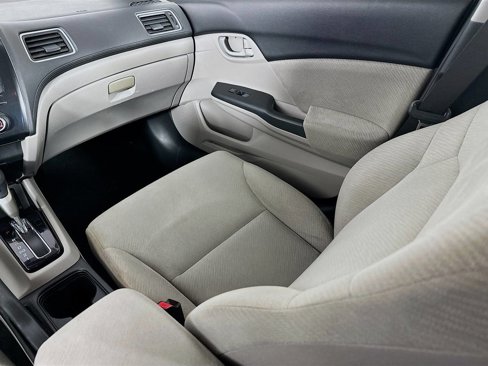 Used 2013 Honda Civic LX image 27