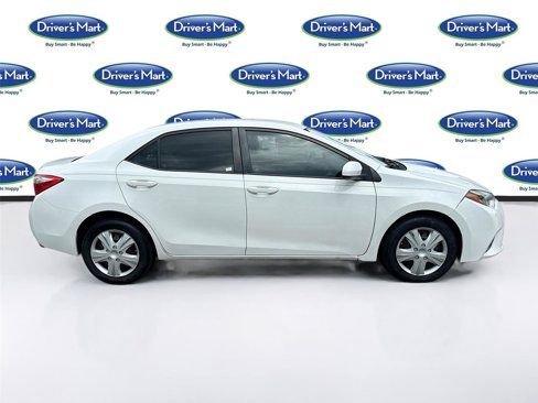 Used 2016 Toyota Corolla LE image 9