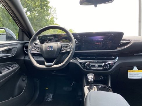 New 2025 Buick Envista Sport Touring w/ Convenience I Package image 24