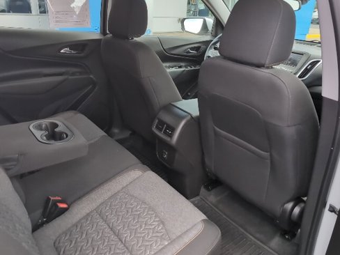 Used 2022 Chevrolet Equinox LT image 9