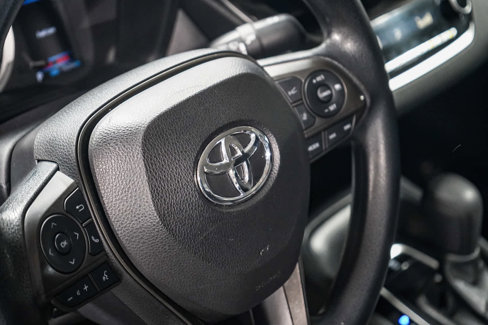 Used 2022 Toyota Corolla LE image 23