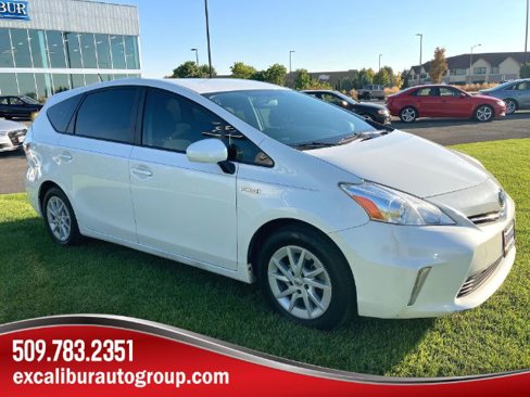 Used 2012 Toyota Prius V Five image 1