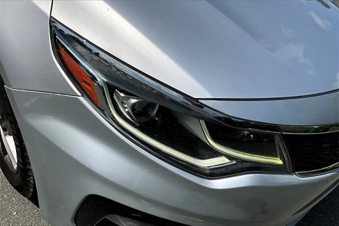 Used 2020 Kia Optima LX image 29