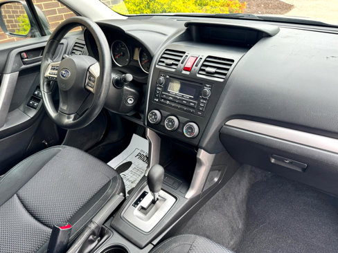 Used 2014 Subaru Forester 2.5i image 4