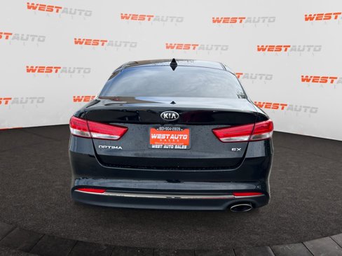 Used 2017 Kia Optima EX image 4