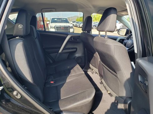 Used 2017 Toyota RAV4 LE image 22