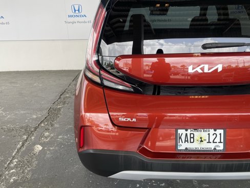 Used 2023 Kia Soul S image 31