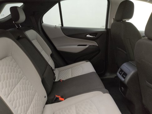 Used 2018 Chevrolet Equinox LS image 19