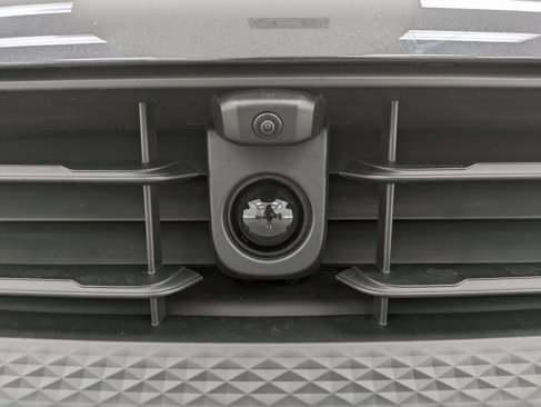 New 2026 Porsche Macan image 15