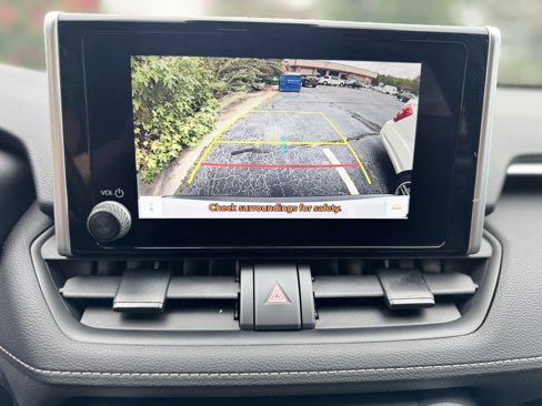 Used 2023 Toyota RAV4 XLE image 10