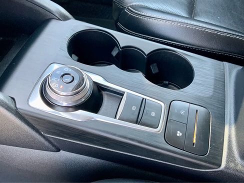 Used 2020 Ford Escape SEL image 47