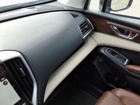Used 2019 Subaru Ascent Touring w/ Popular Package #3 image 28