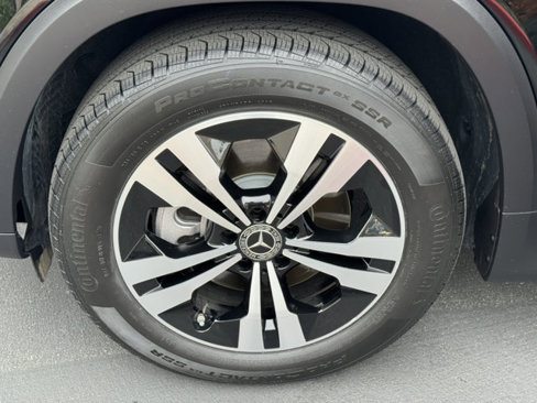 Certified 2025 Mercedes-Benz GLB 250 image 14